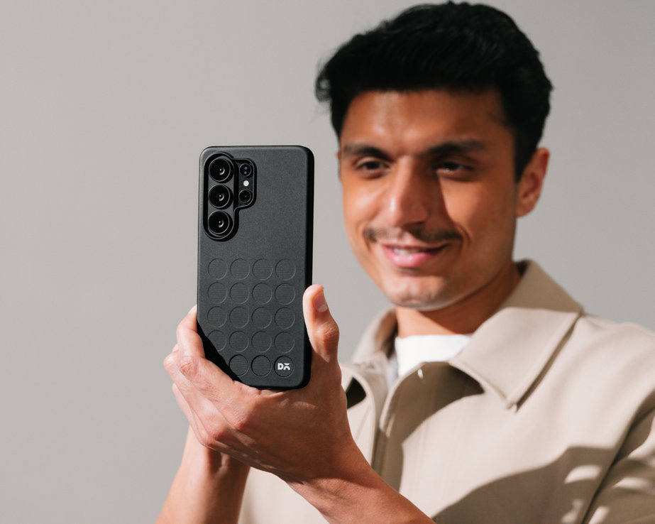 SNAP INTO SEAMLESS ALIGNMENT