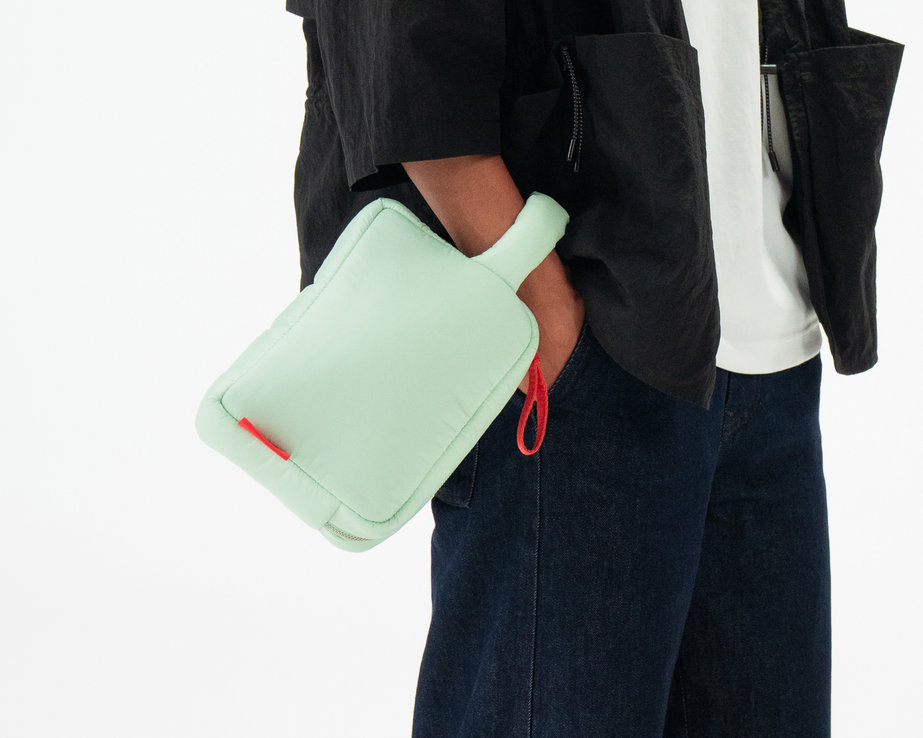 CARRY, AS YOU FEEL IT