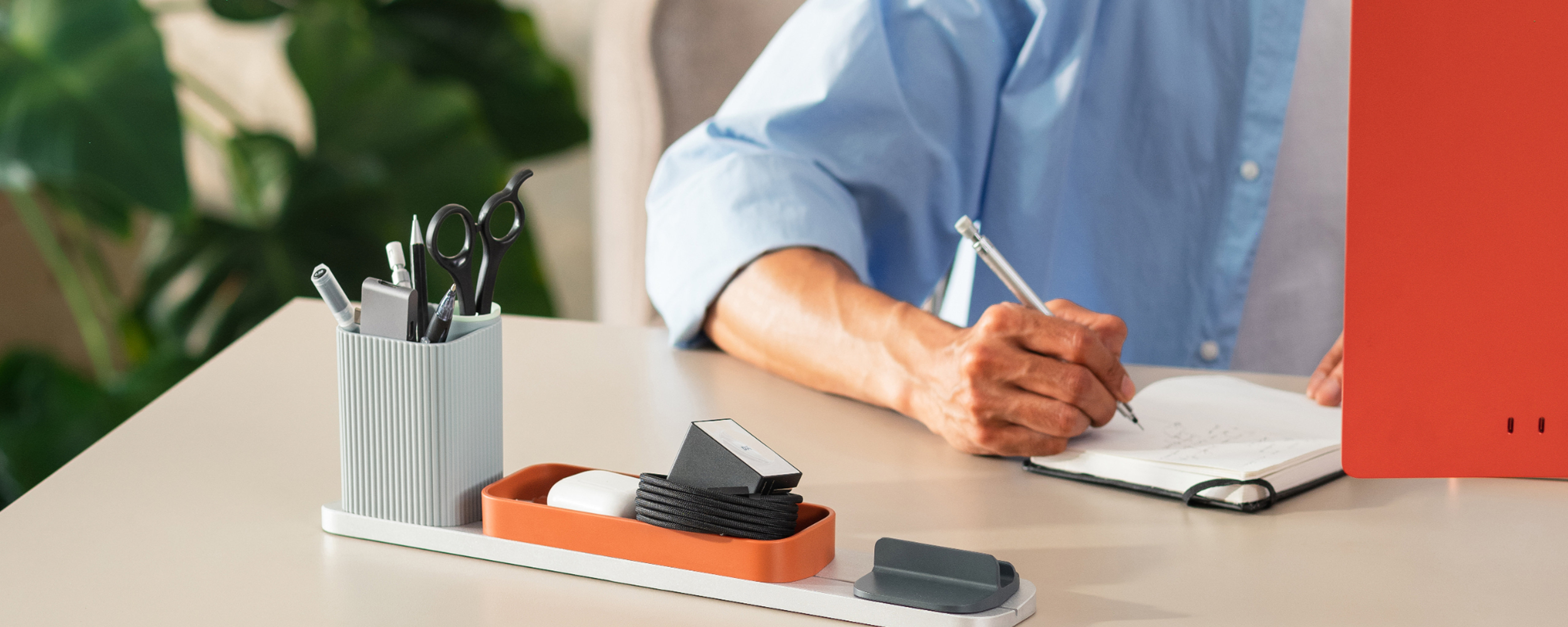 Bar Desk Organiser lifestyle 3