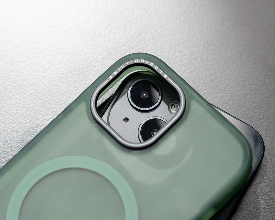 BEZELS RAISED FOR SAFETY