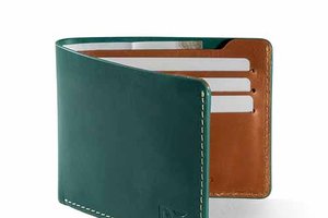 URBAN FOREST Magic Leather Wallet For Men - Vintage Green, RFID Blocking, 8 Card Slots & Coin Pocket