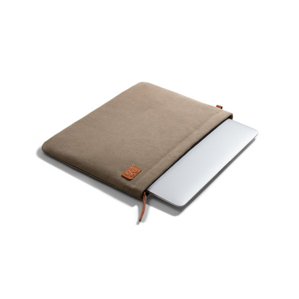 

DailyObjects Khaki Beige Skipper Sleeve XL For MacBook/Laptop upto 40.64cm (16 inch)