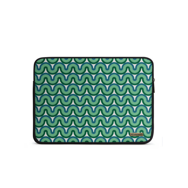 

DailyObjects Wavey Green Zippered Sleeve For Laptop/MacBook 38.01cm (15 inch)