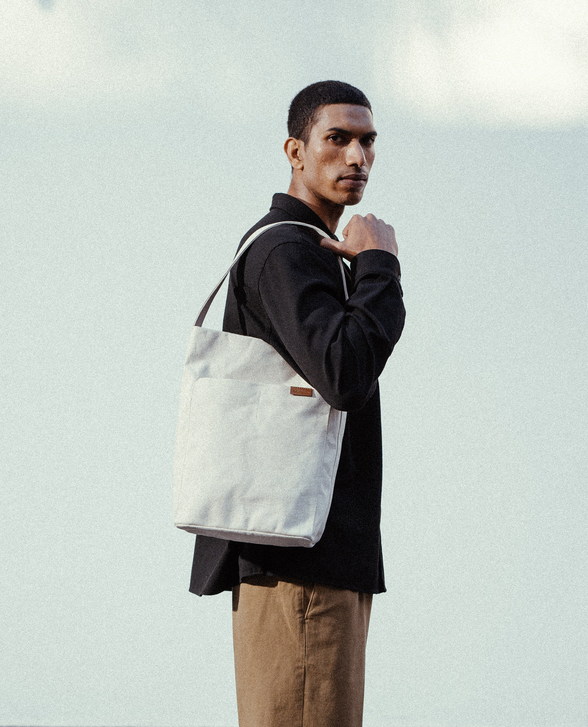 ◇OVHEE◇ Dear Mini Tote Bag Ivory P00000RX