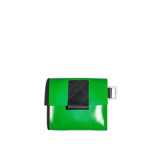 

Green Saddle Wallet