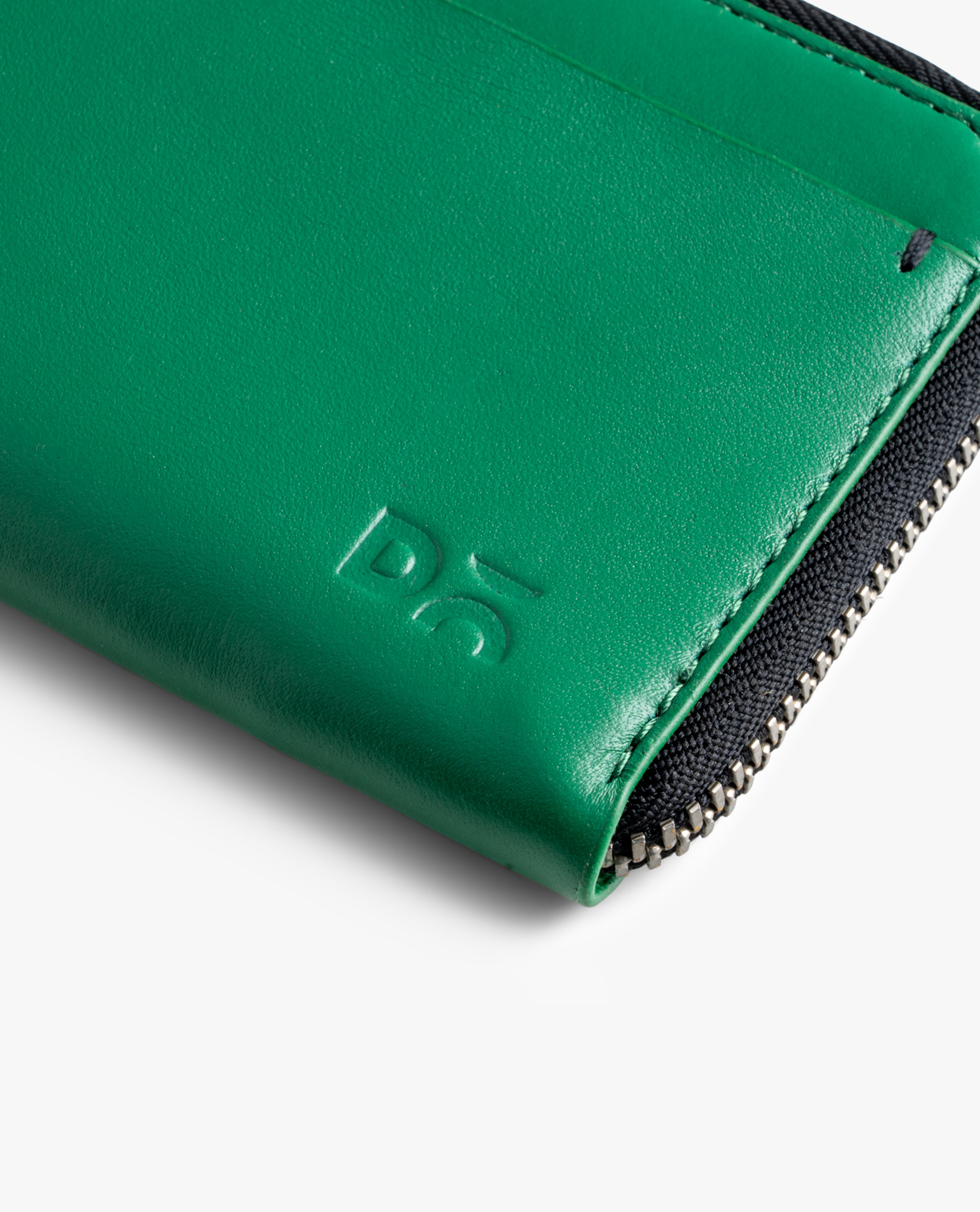 ★DE MERIEL★ Volume Wallet BagVivid Green VOLUME WALLET Kate Spade Wallet for Women Schuyler Medium Compact Bifold