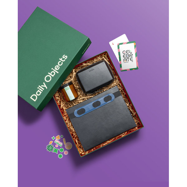 

Tech Wise Gift Bundle