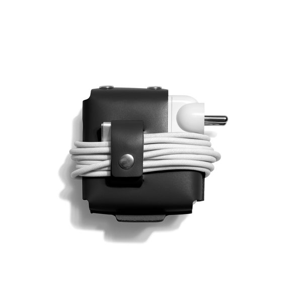

Black Convoy Leather Adapter Case (67W)