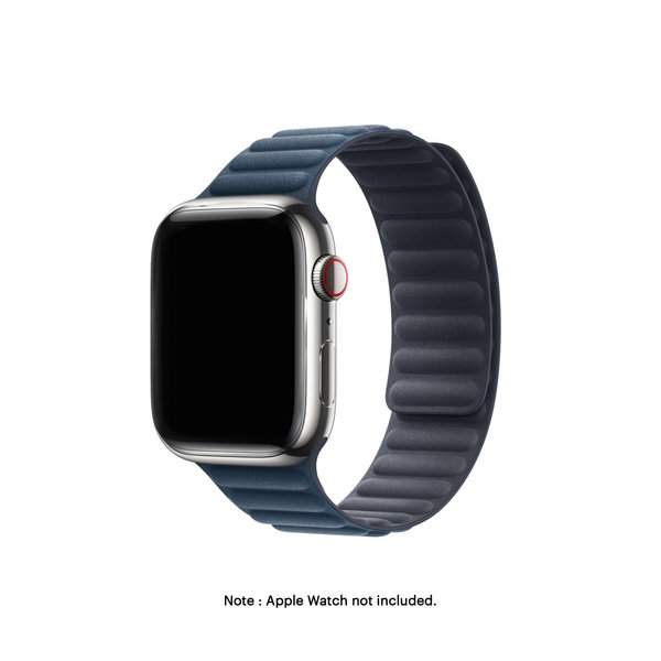 

Blue Poppy Magnetic Link Apple WatchBand (38/40/41mm)