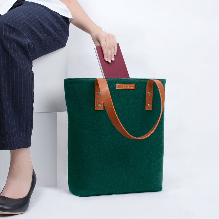 classic tote bags