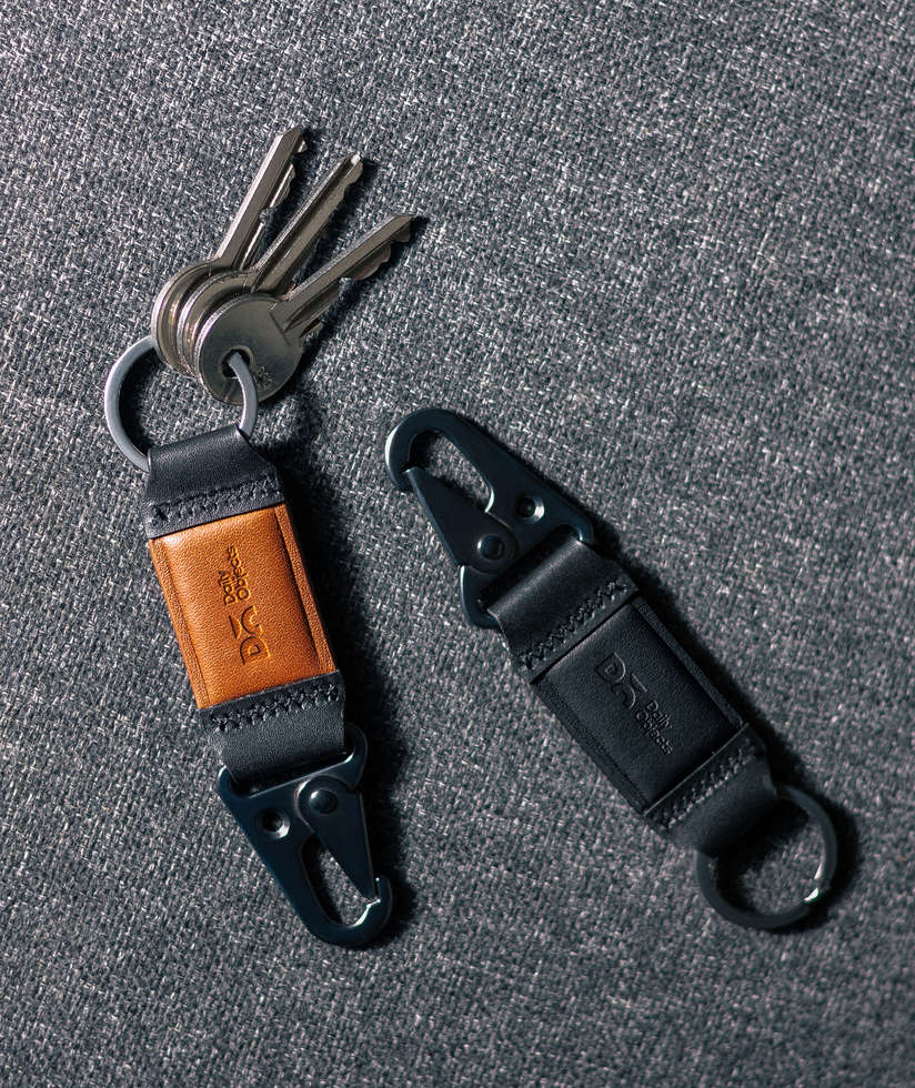 SHENGXINY Luxury Leather Keychains Wristlet Keychain For Women Men Leather Wristlet  Strap For Wallet Car Keys Backpacks Cute Lanyard 