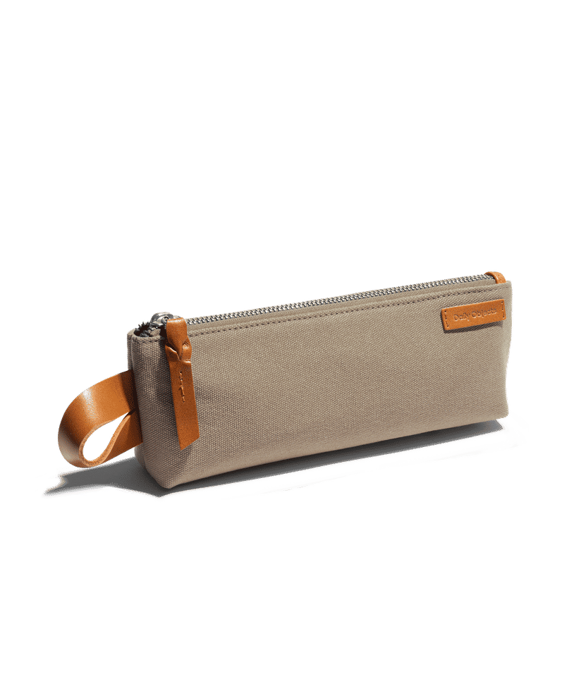 Beige pouch 2025