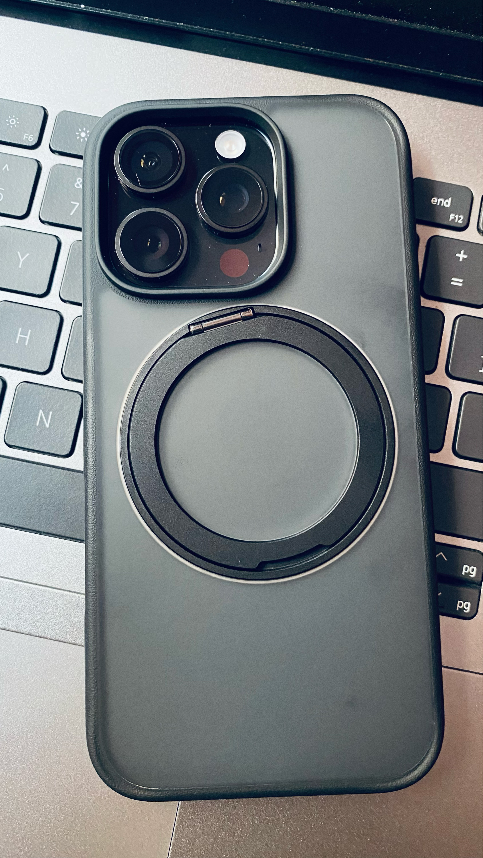 IPHONE 16 PRO BACK CASE COVER