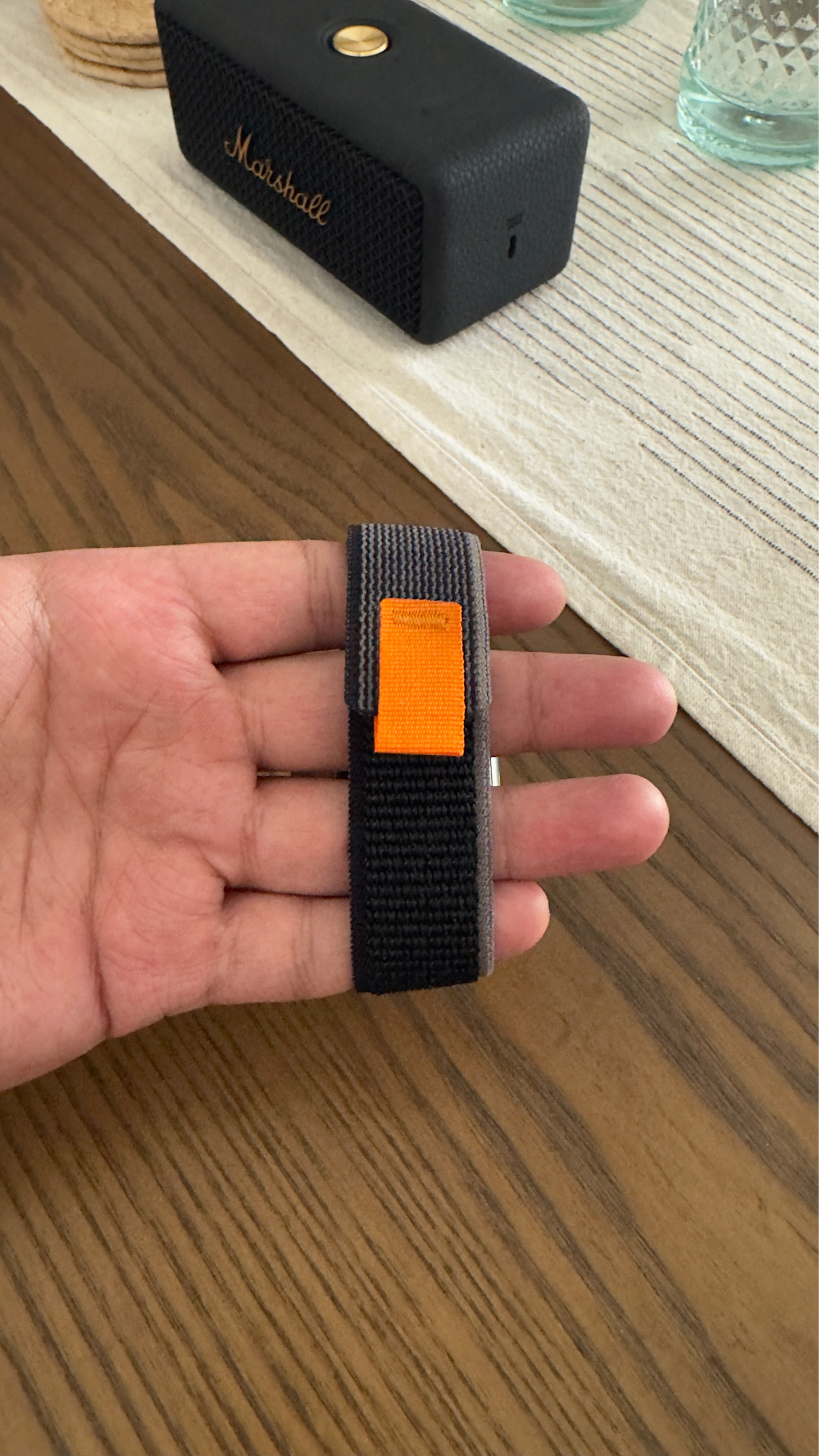IDENTICAL APPLE WATCH ULTRA BAND
