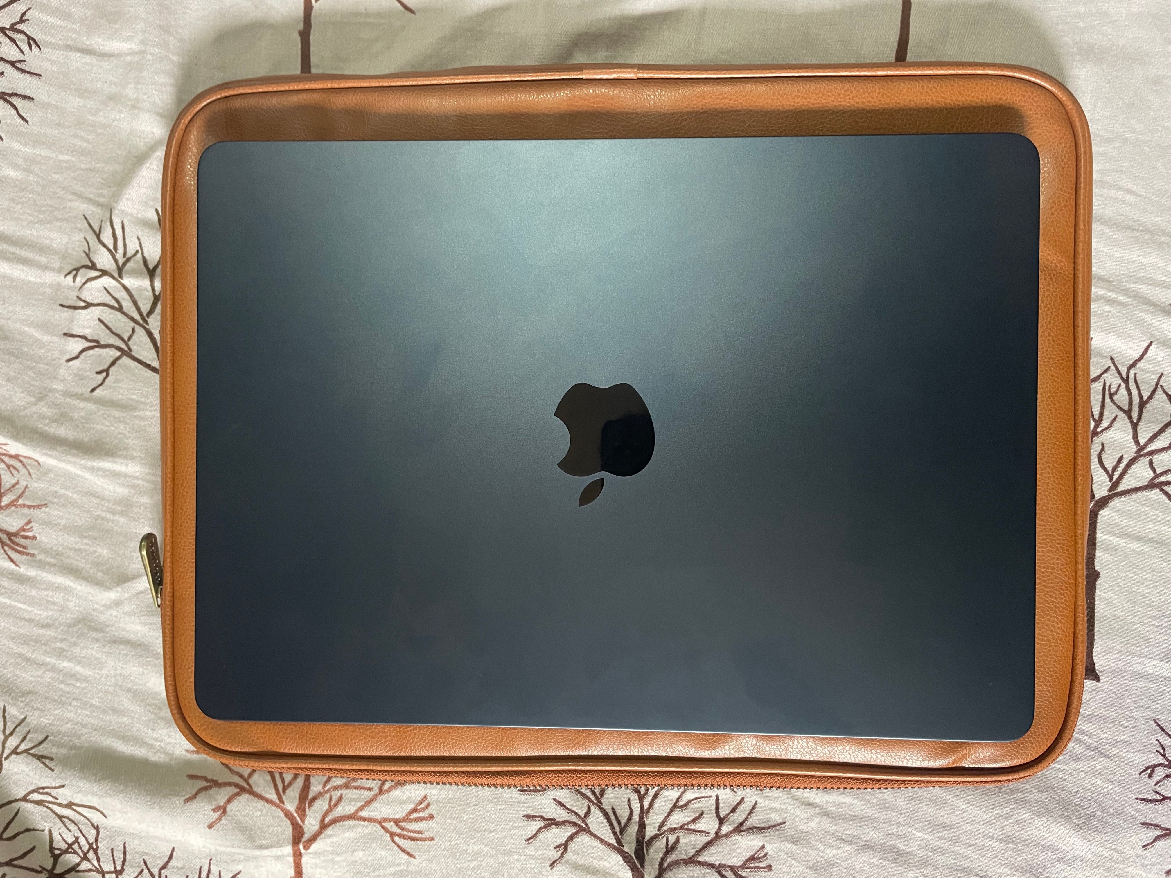 GOOD QUALITY BUT SIZE FEELS BIGGER