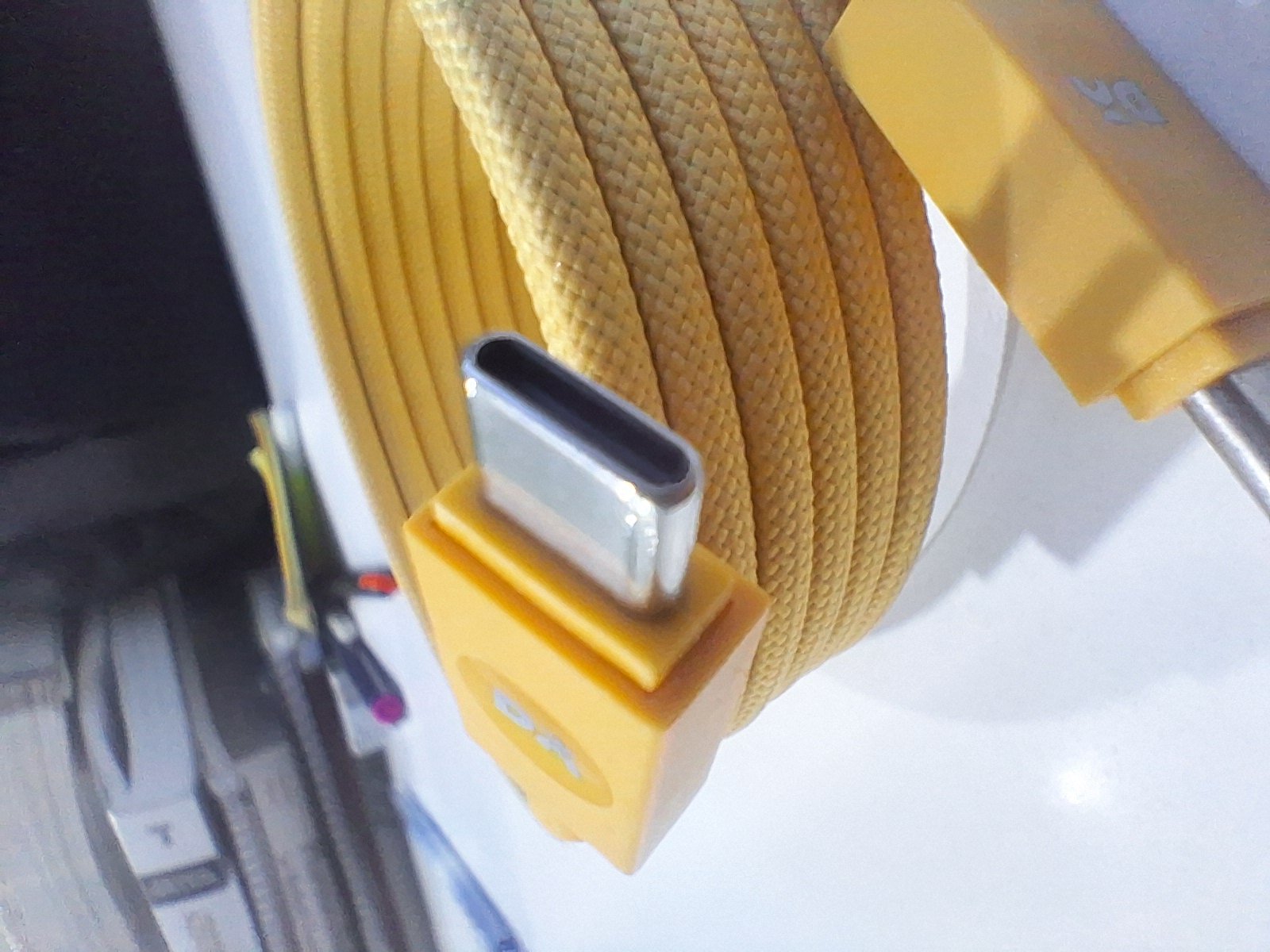 IT'S THE BEST CABLE I HAVE EVER USED