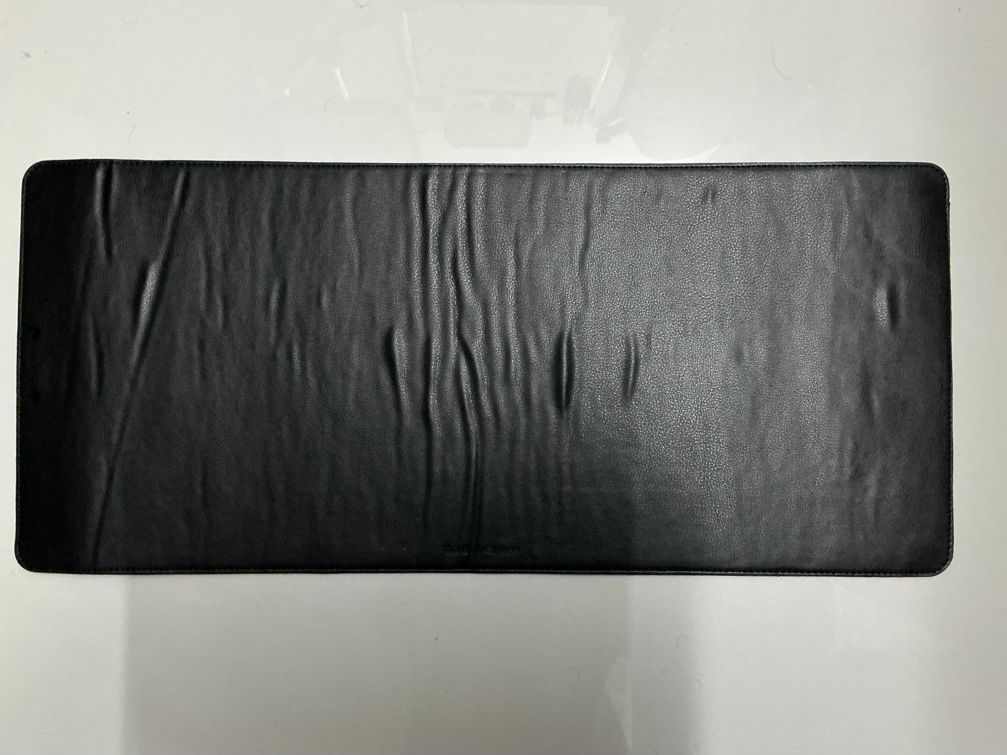 COMPACT TRAVEL DESK MAT