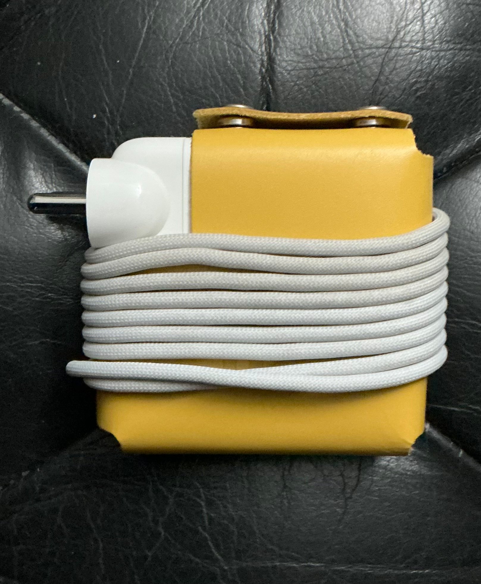 PERFECT ACCESSORY FOR 14”MACBOOK CHARGER