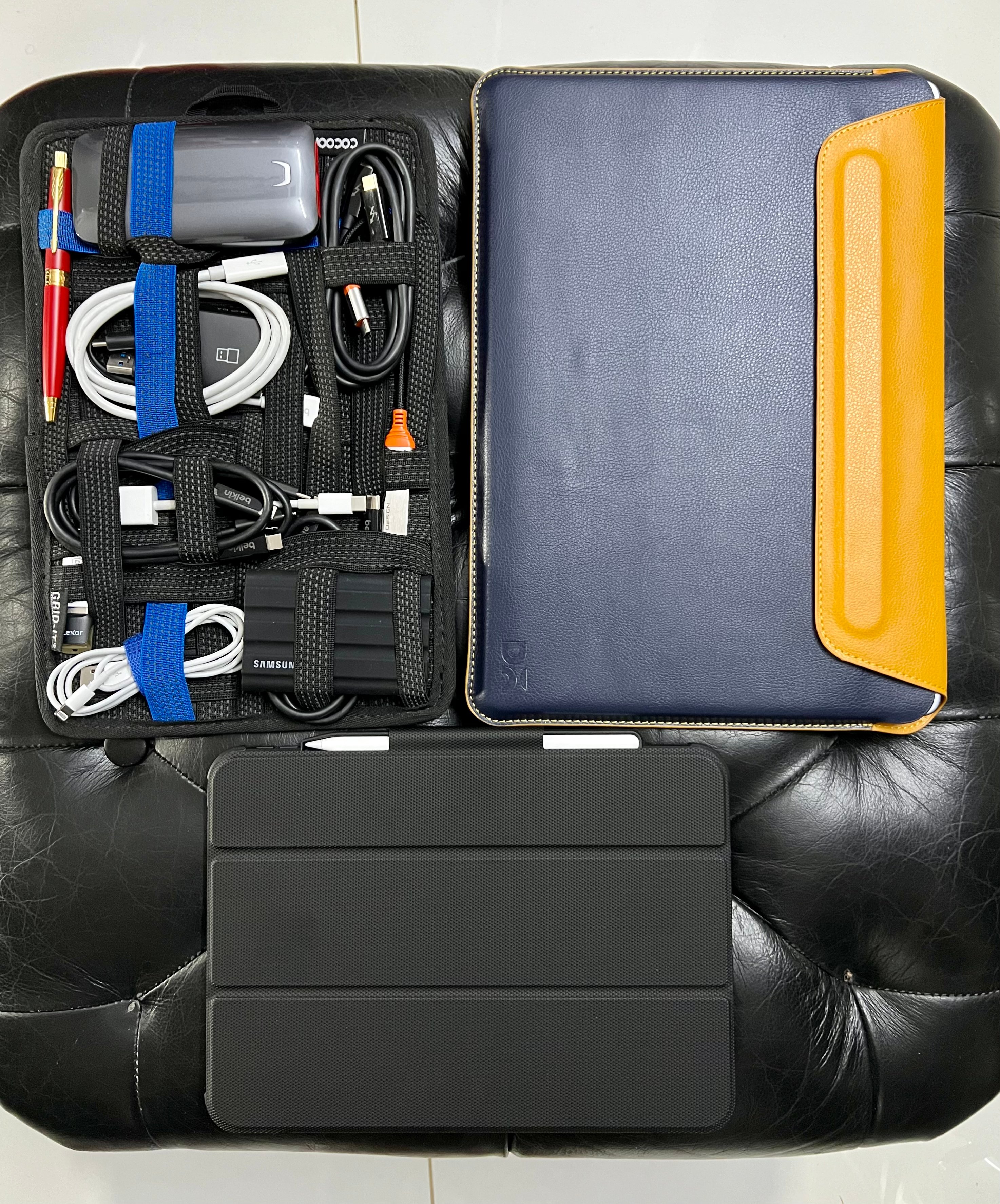 ABSOLUTELY STUNNING! SLEEK& MINIMALISTIC