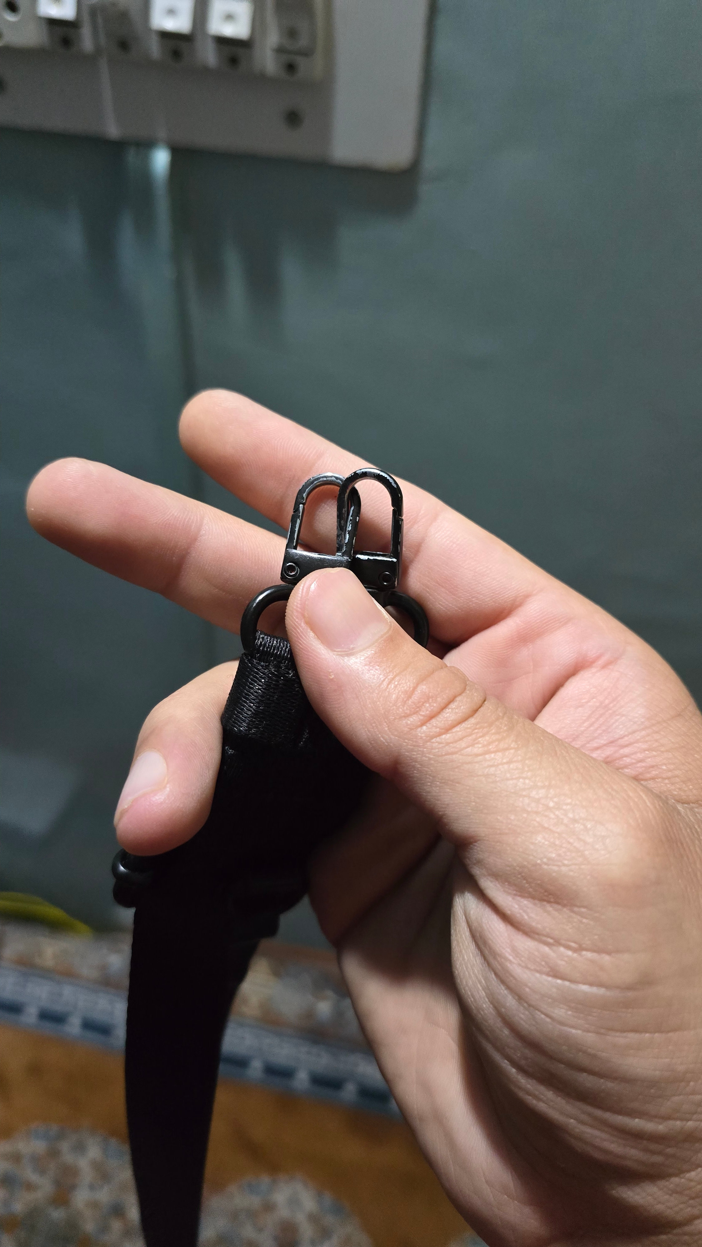 THE GRADUAL TRANSITION OF COLOR