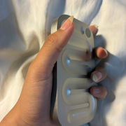 Handy- light weighted & amazing battery