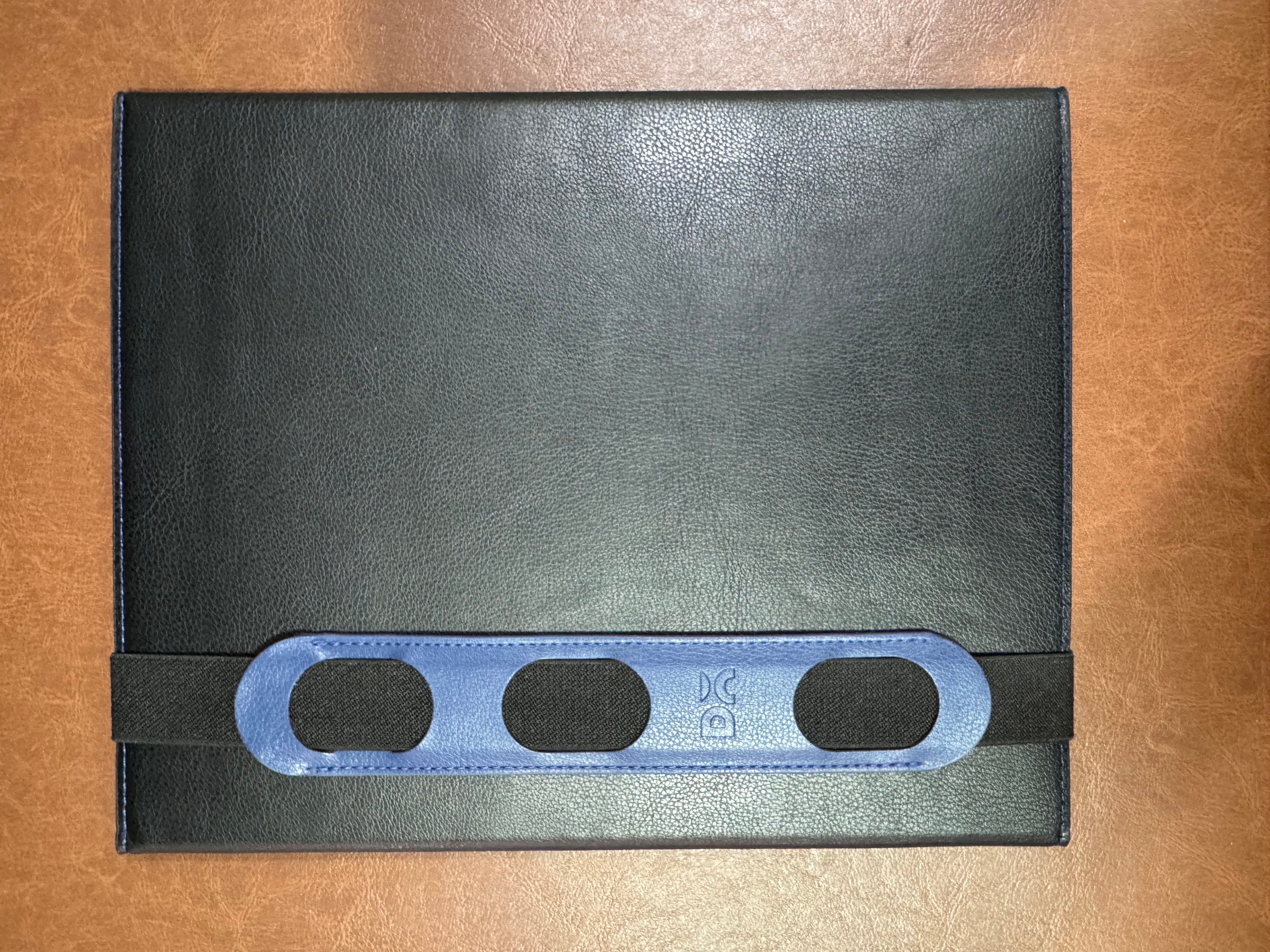 AN IDEAL OFFICE COMPANION.