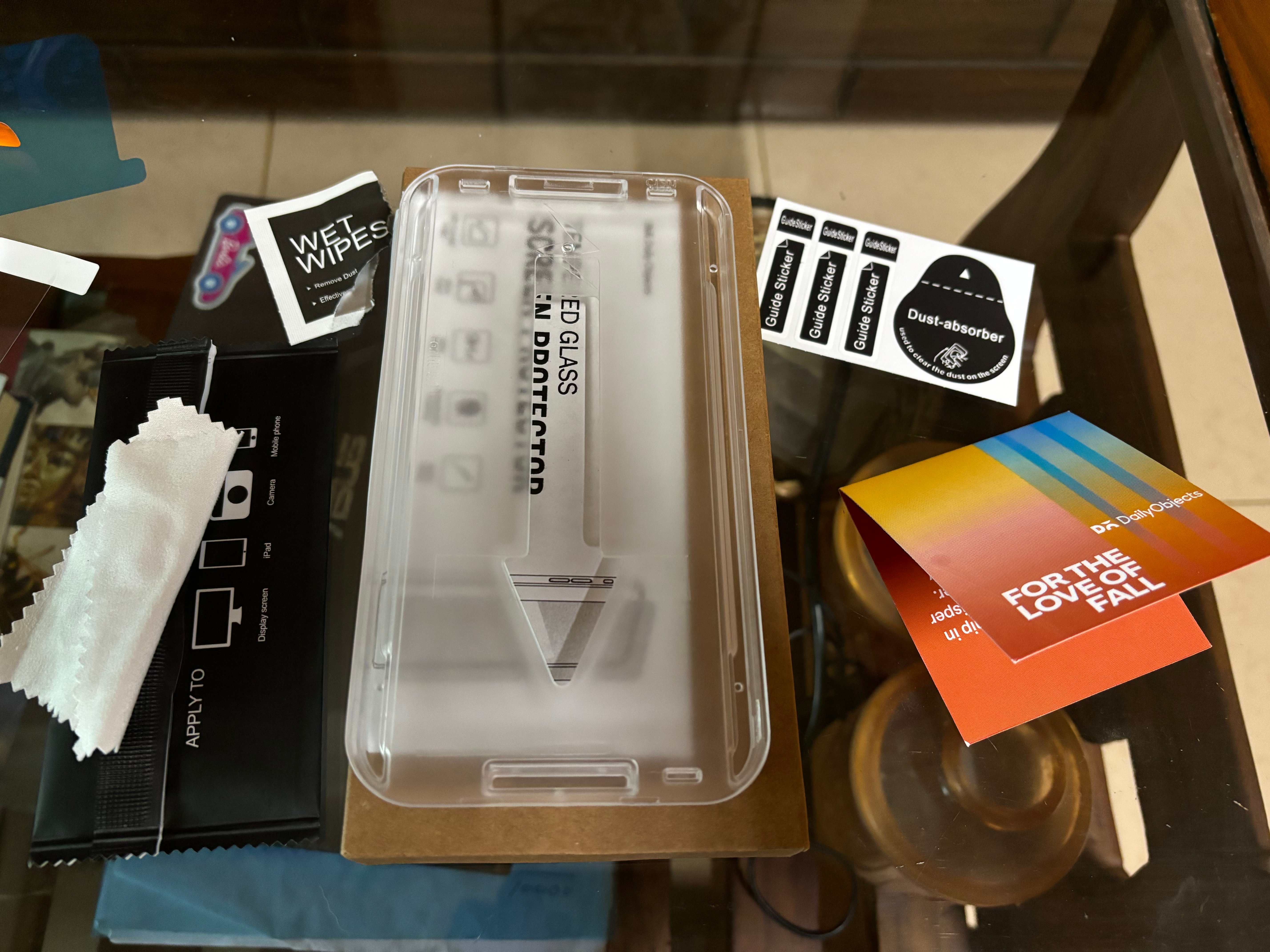 SCREEN PROTECTOR IS GOOD