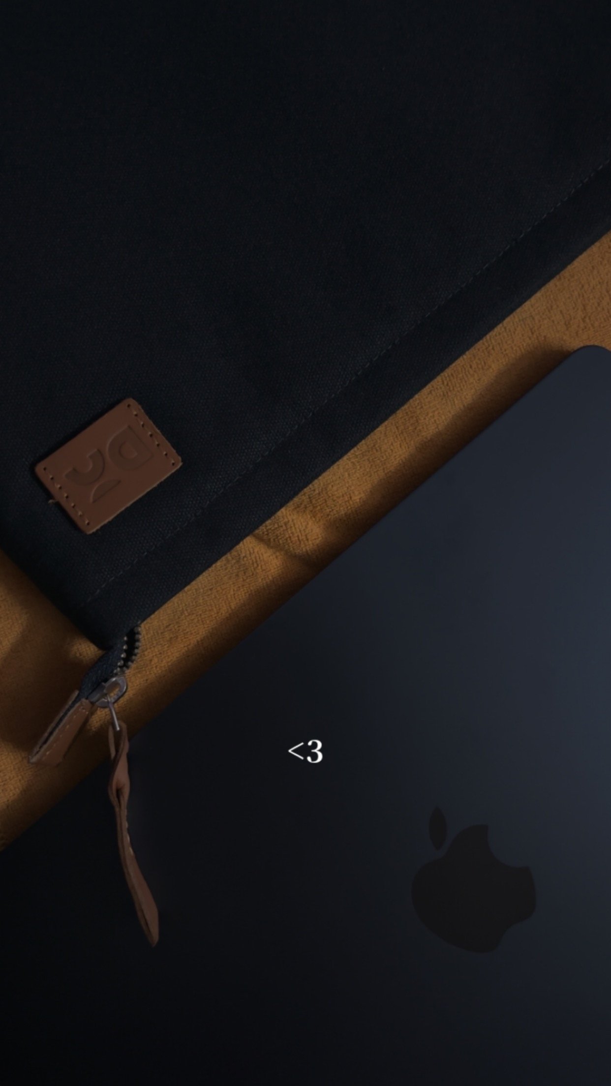 LAPTOP SLEEVE FOR MACBOOK AIR 13TH GEN 