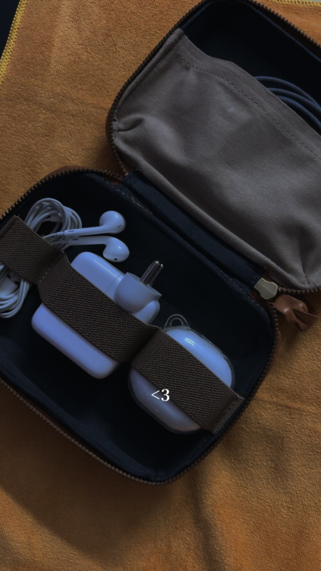 LAPTOP SLEEVE FOR MACBOOK AIR 13TH GEN 