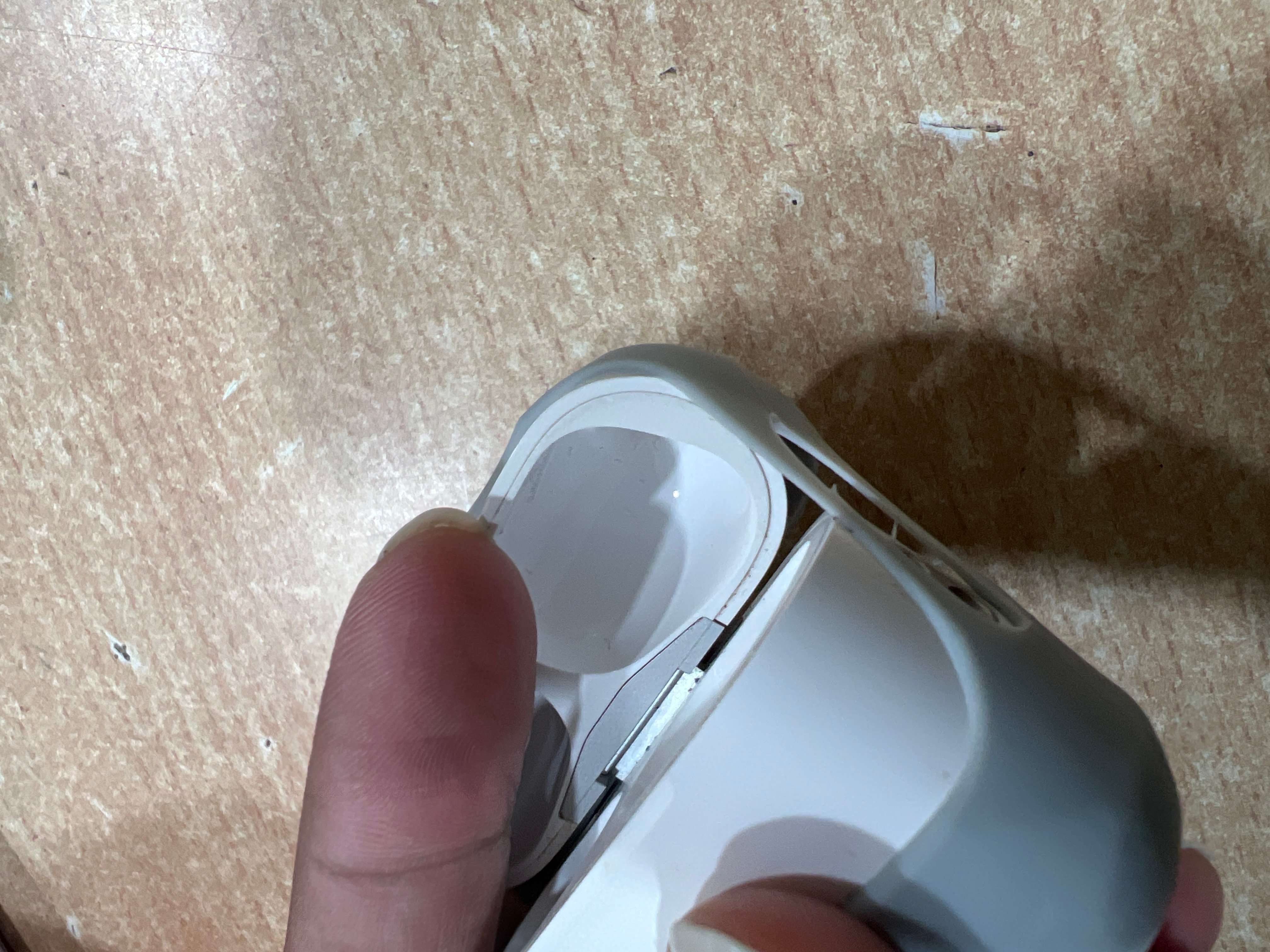 OPENING AND CLOSING THE CAP IS DIF 